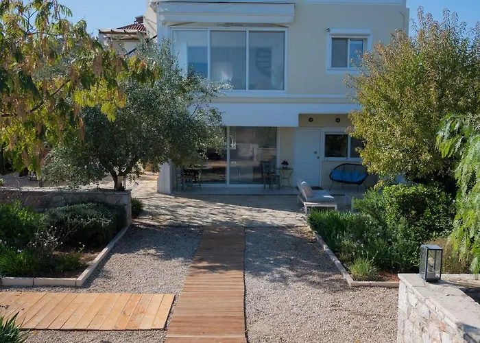 Vila Elysian Garden *