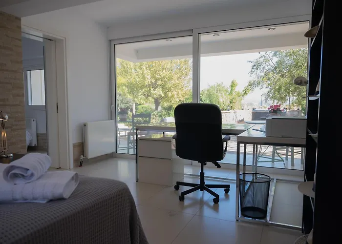 Elysian Garden Míloi